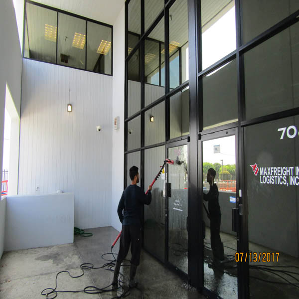 Window Cleaning Los Angeles